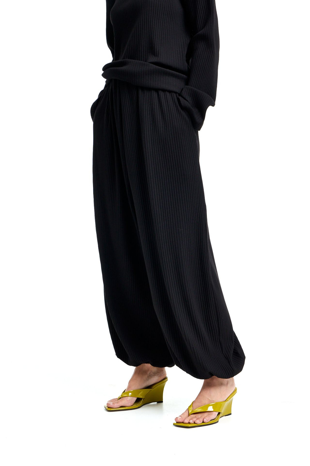 Костюм лапша черный