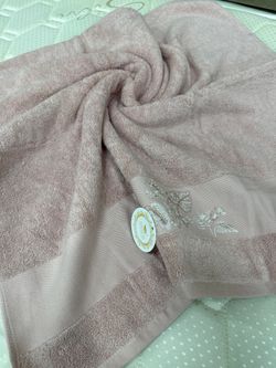 Пол Кит Бан ХАСАВЮРТ Придан