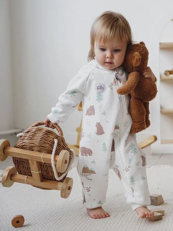 Комбинезон с капюшоном 