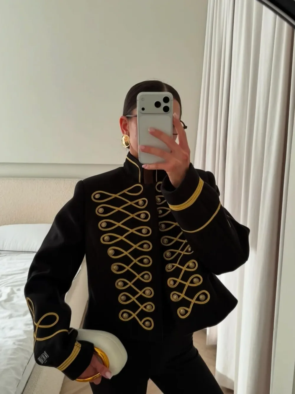 Жакет Драгун, Черный