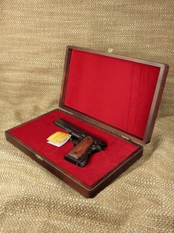 Denix Пистолет авт. "Кольт-45", 1911 г. в подарочном футляре