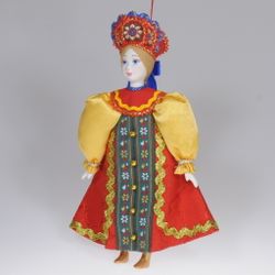 Кукла Царевна в сарафане