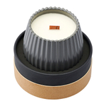 Свеча ароматическая с деревянным фитилём spicy snowflakes из коллекции edge, серый, 60 ч