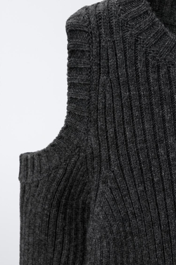 ZARA ВЯЗАНЫЙ СВИТЕР С ВЫРЕЗАМИ И ВЫШИТОЙ ЗВЕЗДОЙ, АНТРАЦИТОВО-СЕРЫЙ