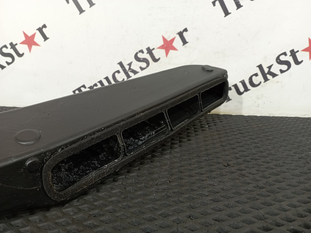 Воздуховод отопителя