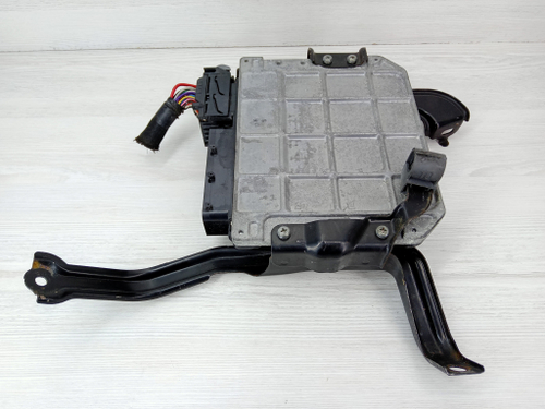 Блок управления двигателем Toyota Estima ACR50 2AZ-Fe