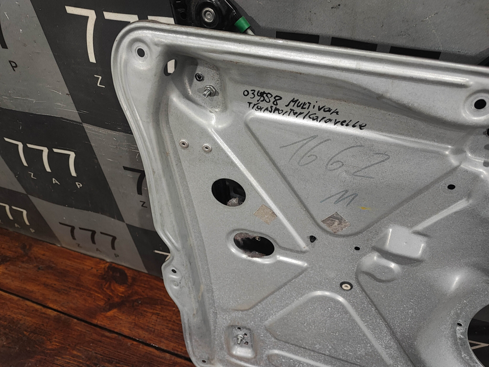 Стеклоподъемник передний левый VW Transporter T6 15-нв Б/У Оригинал 7E1837729AD