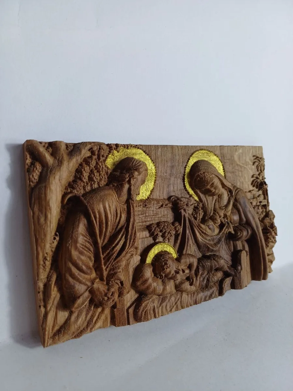 Освященная икона-панно "Рождество Христово" резная из дуба