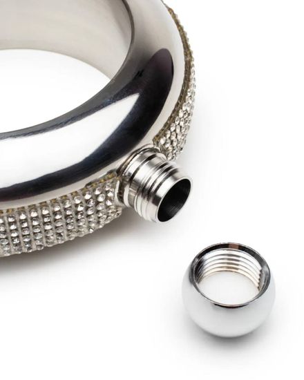 Фляжка , в виде браслета кольца со стразами , серебряная