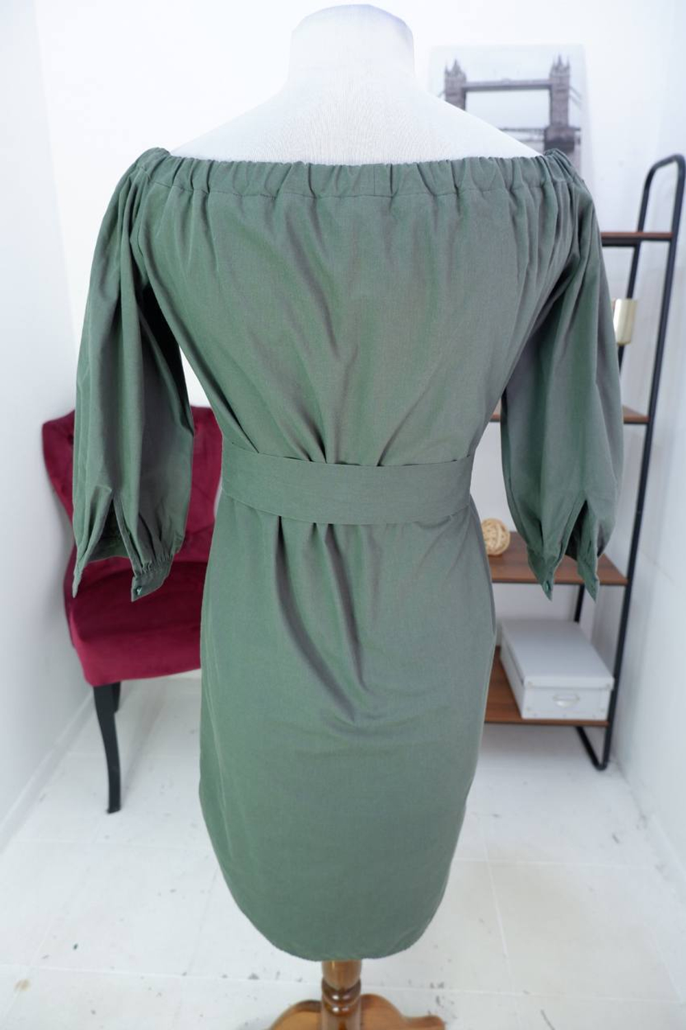 Платье Calista с поясом, визуально 42/44 размер