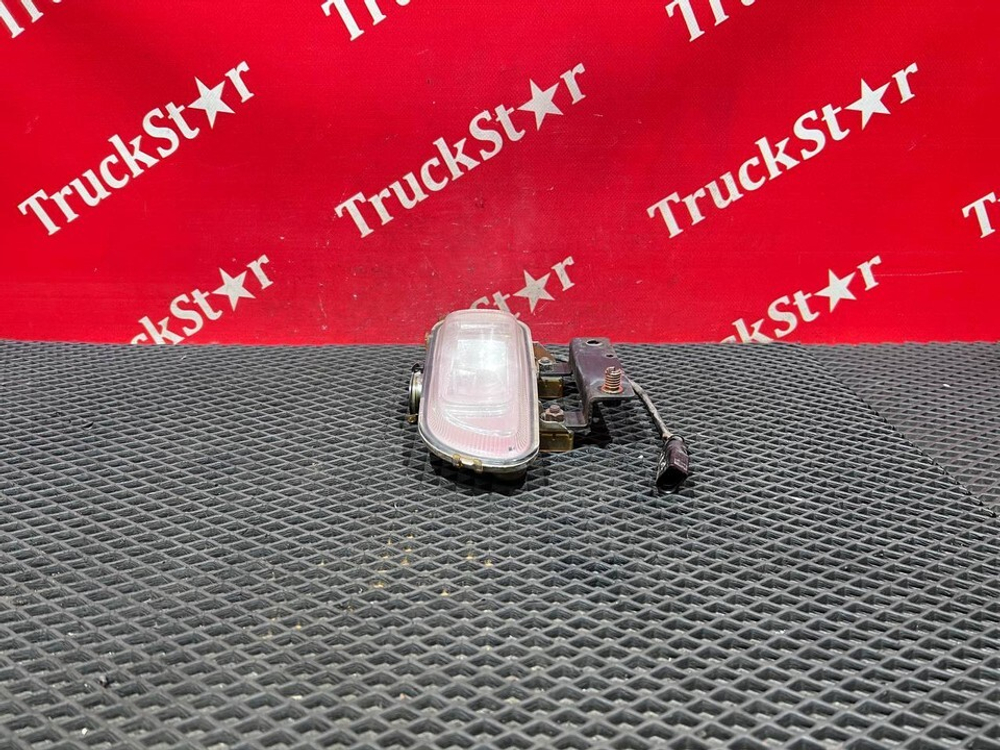 Фара противотуманная левая