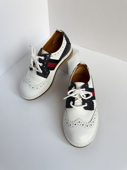 Кожаные туфли Gucci, 24