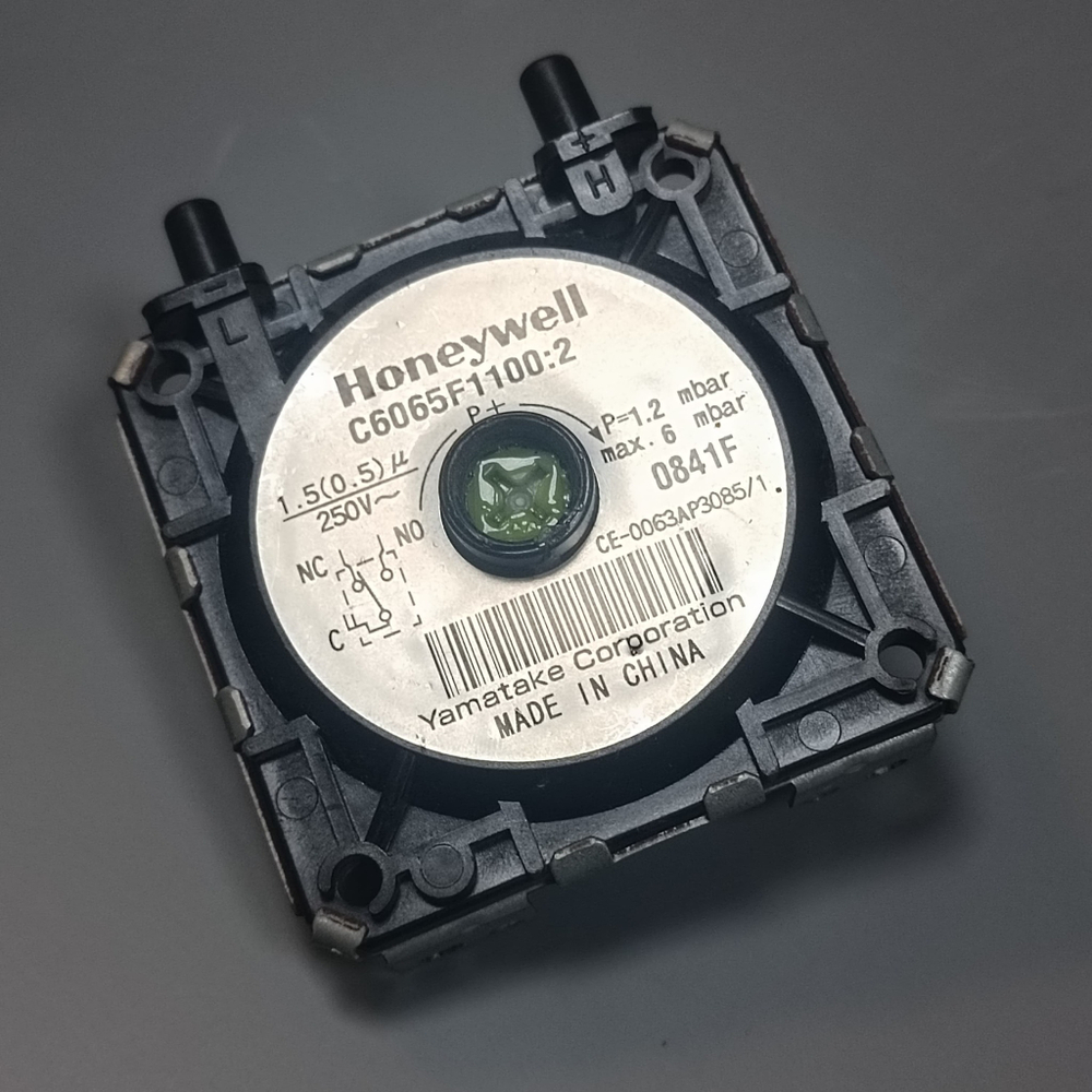 Б/У Пневмореле Honeywell 1.2-6 mbar для котлов BAXI арт. 5629560, 618470, 721890700, 628780