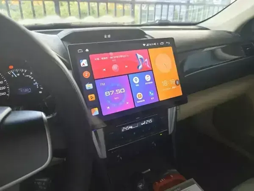 Магнитола для Toyota Camry 55 2014-2018 (рамка серебро) - Teyes CC3-2K-360 монитор 13" 2K QLED на Android 10, 6Гб+128Гб, CarPlay, 4G SIM-слот, 4 камеры в комплекте