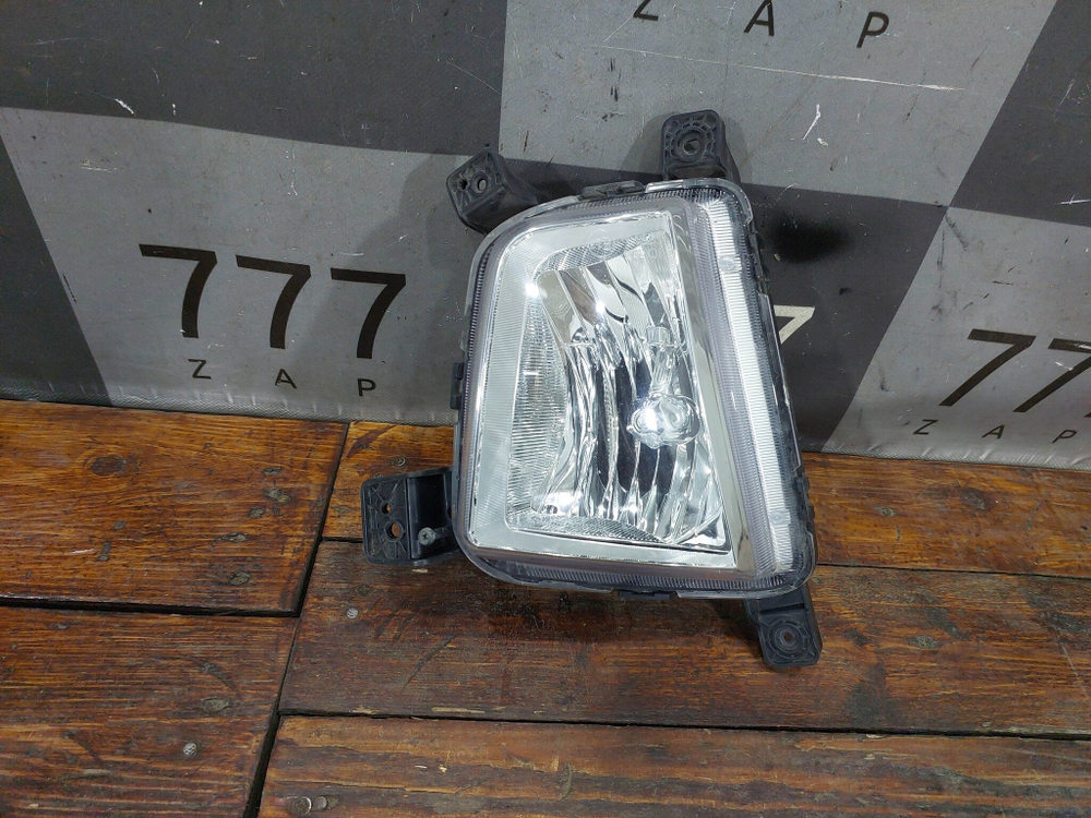 ПТФ передняя правая Hyundai Creta 1 (GS) 16-21 Б/У Оригинал 92202M0000