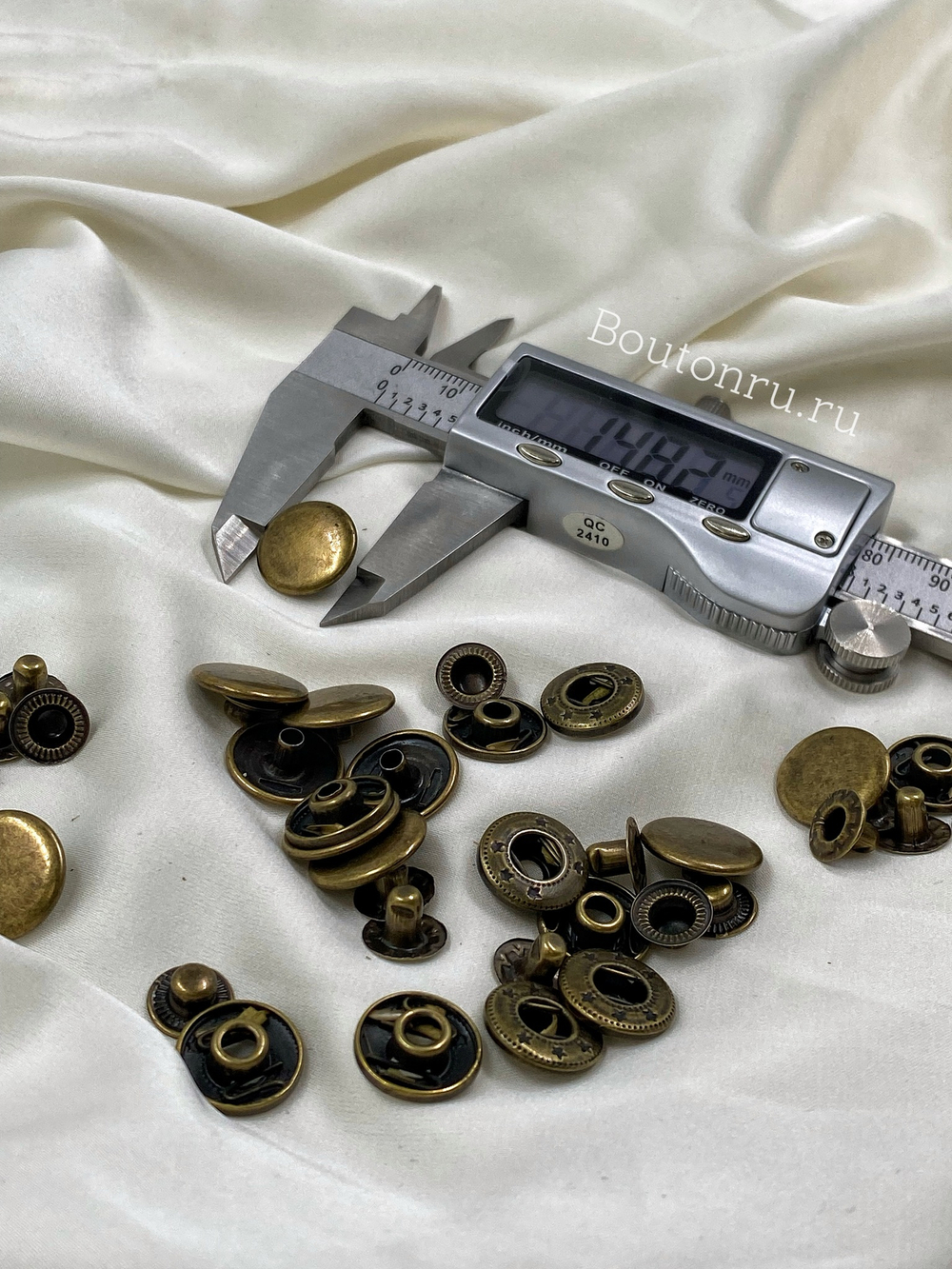 Установочные кнопки бронза/комплект с кнопками и шляпкой 15 мм