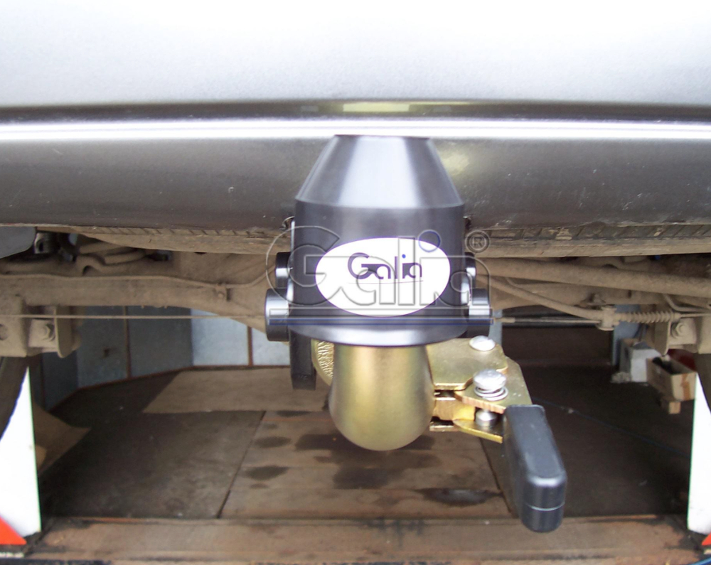 Фаркоп оцинкованный Galia K028C для Kia Sorento 2002-2009(паспорт и сертификат в комплекте)(без электрики)
