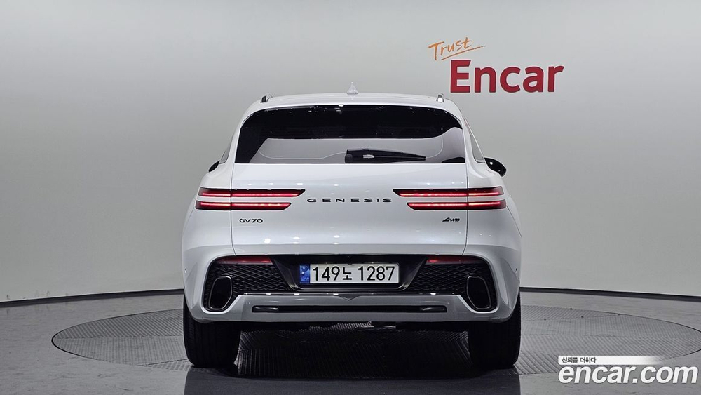 Genesis GV70 2.5T Бензин AWD (12.2022)