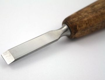 Резец для мелкой резьбы по дереву NAREX PROFI плоский 8х40 мм 824018