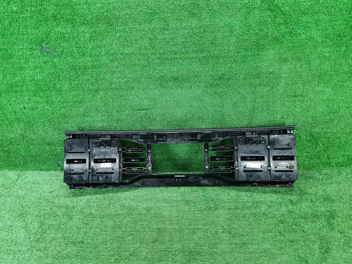 Решетка радиатора Kia Mohave 1 HM (2019-н.в.)