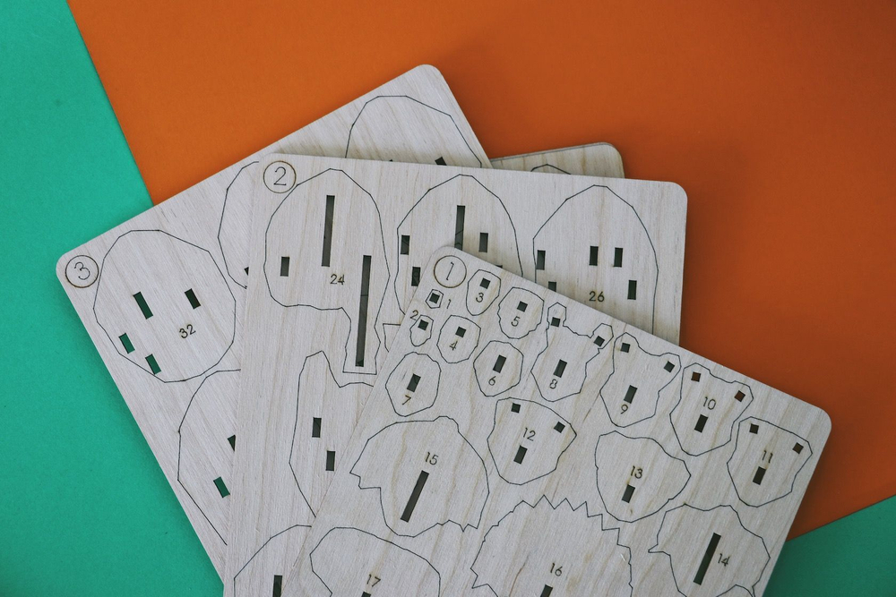 Конструктор деревянный UNIWOOD Трицератопс с набором карандашей