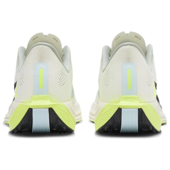 NIKE Pegasus Plus Беговые кроссовки Низкие Топ Экрю Мужские