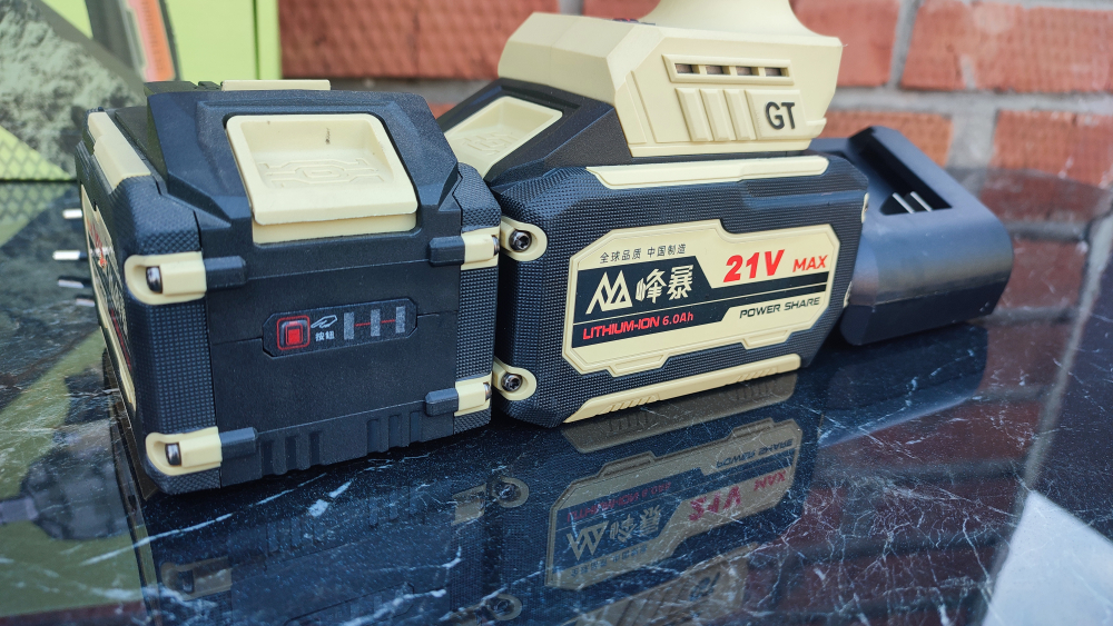 Аккумуляторный гайковерт Feng Bao FB 1200