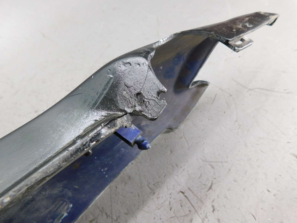 Пластик боковой правый Honda CBR600 F3 PC31 83610-MV9 031839