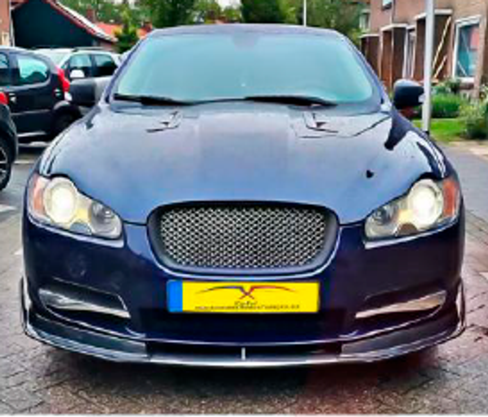 Карбоновая губа для Jaguar XF 2008-2012 Ягуар