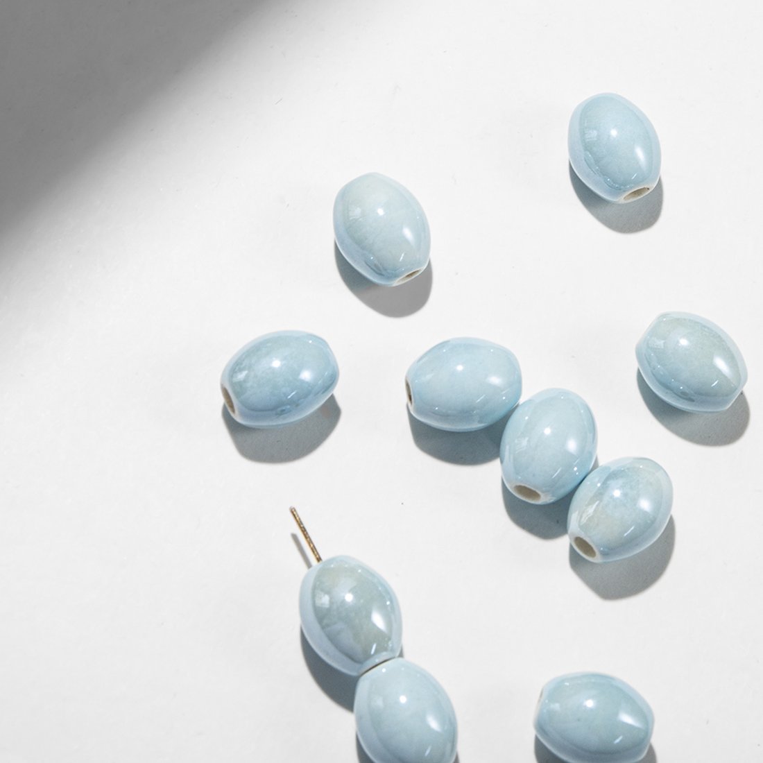 Бусина в форме бочонка, 10,7*13,2мм, голубая, глазурированный фарфор