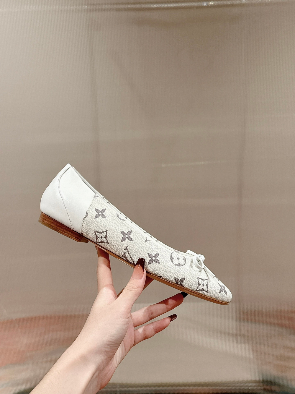 Louis Vuitton Flats (6 colors)
