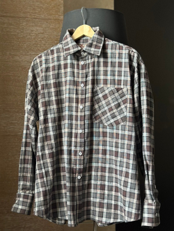 Рубашка в клетку серо-коричневая