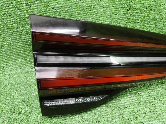 Фонарь левый внутренний BMW X3 G01 (2021-н.в.)