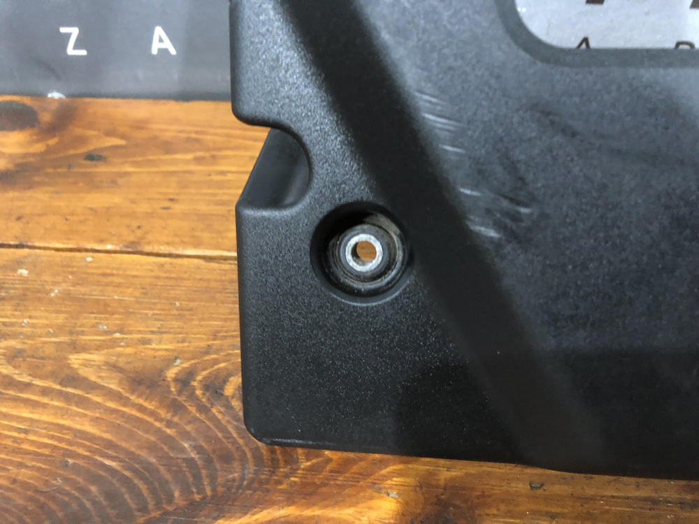 Крышка ДВС J30A декоративная Honda Odyssey  Б/У Оригинал 17121P8EA20