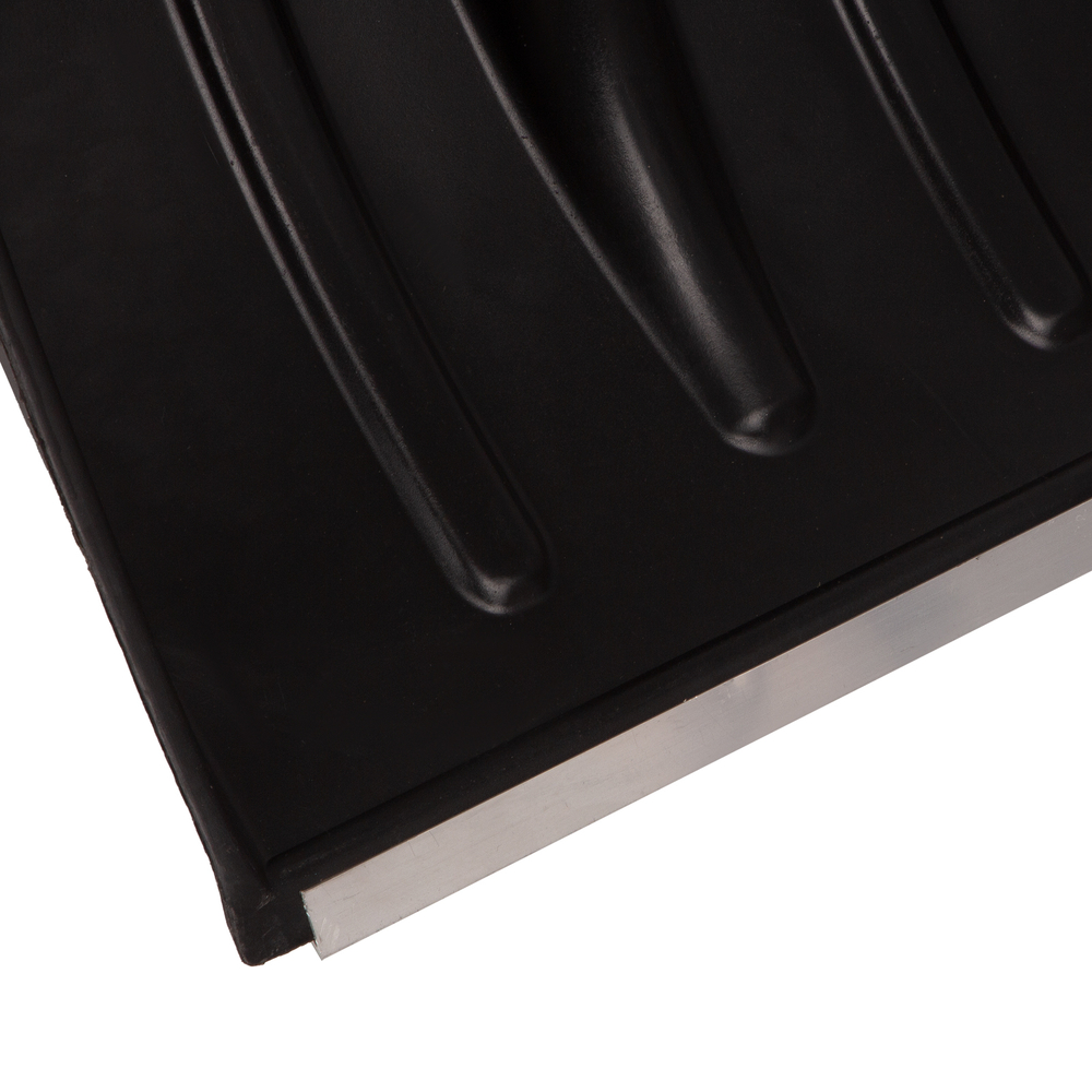 Лопата для уборки снега пластиковая, 380х385х1420 мм, деревянный черенок