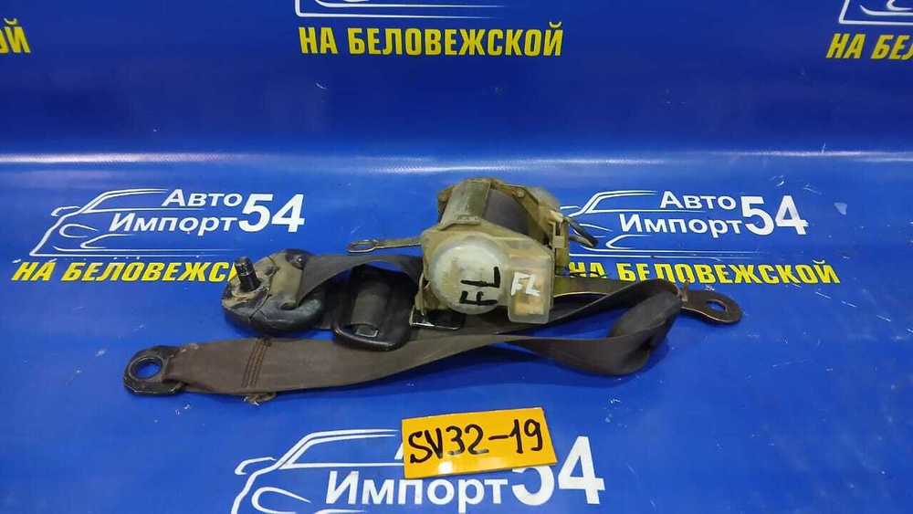 Ремень безопасности передний левый TOYOTA VISTA 1990