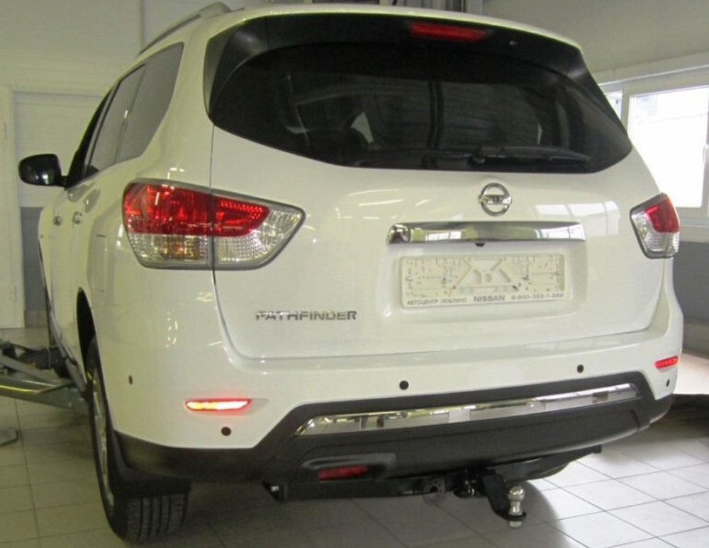 Фаркоп под квадрат для Nissan Pathfinder R52 / Infiniti JX35 / QX60, с 2014 г. , Бизон.FA 0854-E