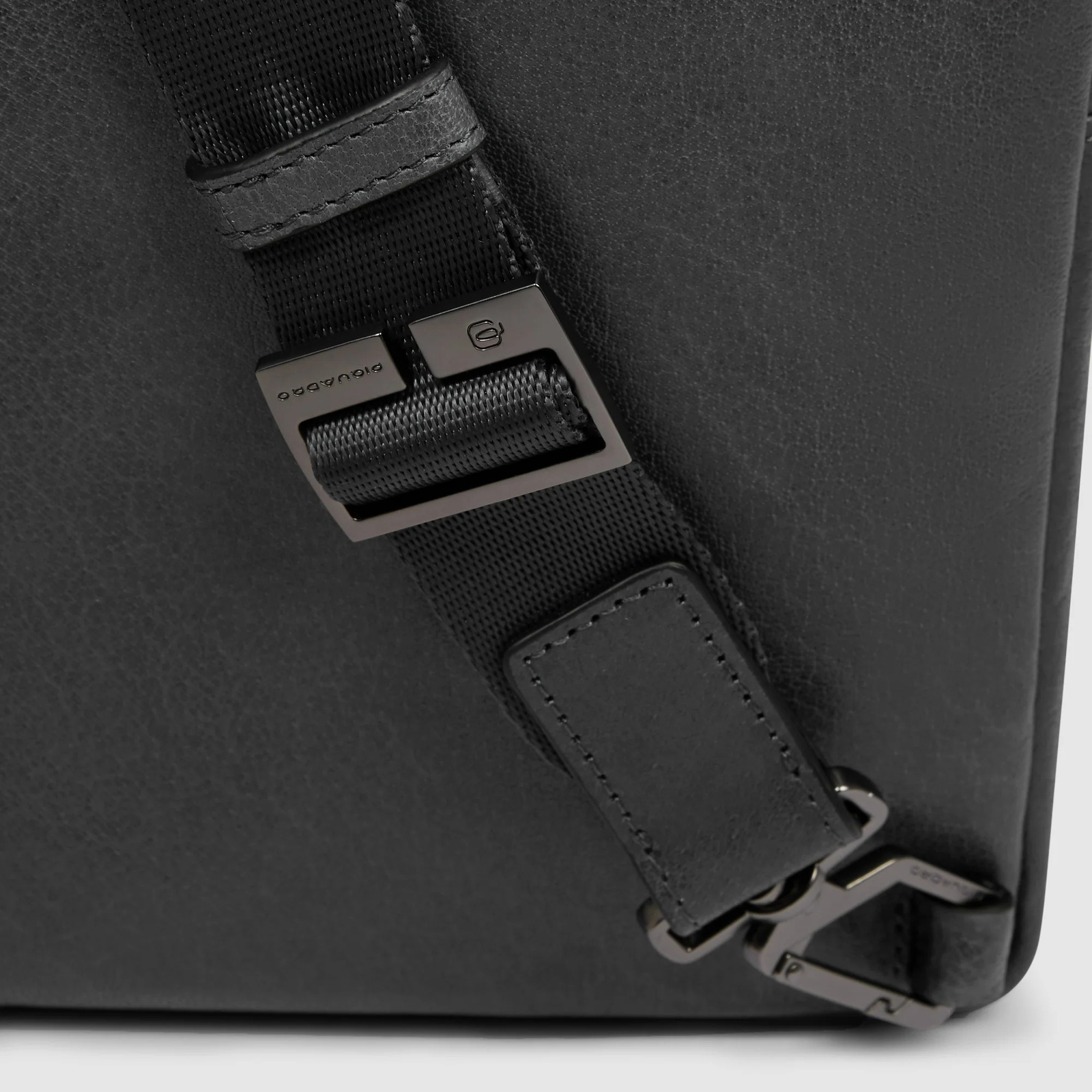 Мужская сумка через плечо SOLM CA7031S141/Nero
