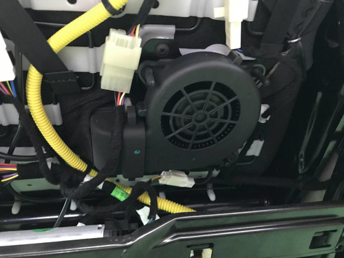 Сиденье переднее правое Omoda C5 (2022-н.в.)