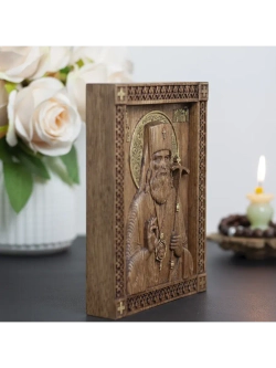 Лука Крымский икона деревянная резная, ясень