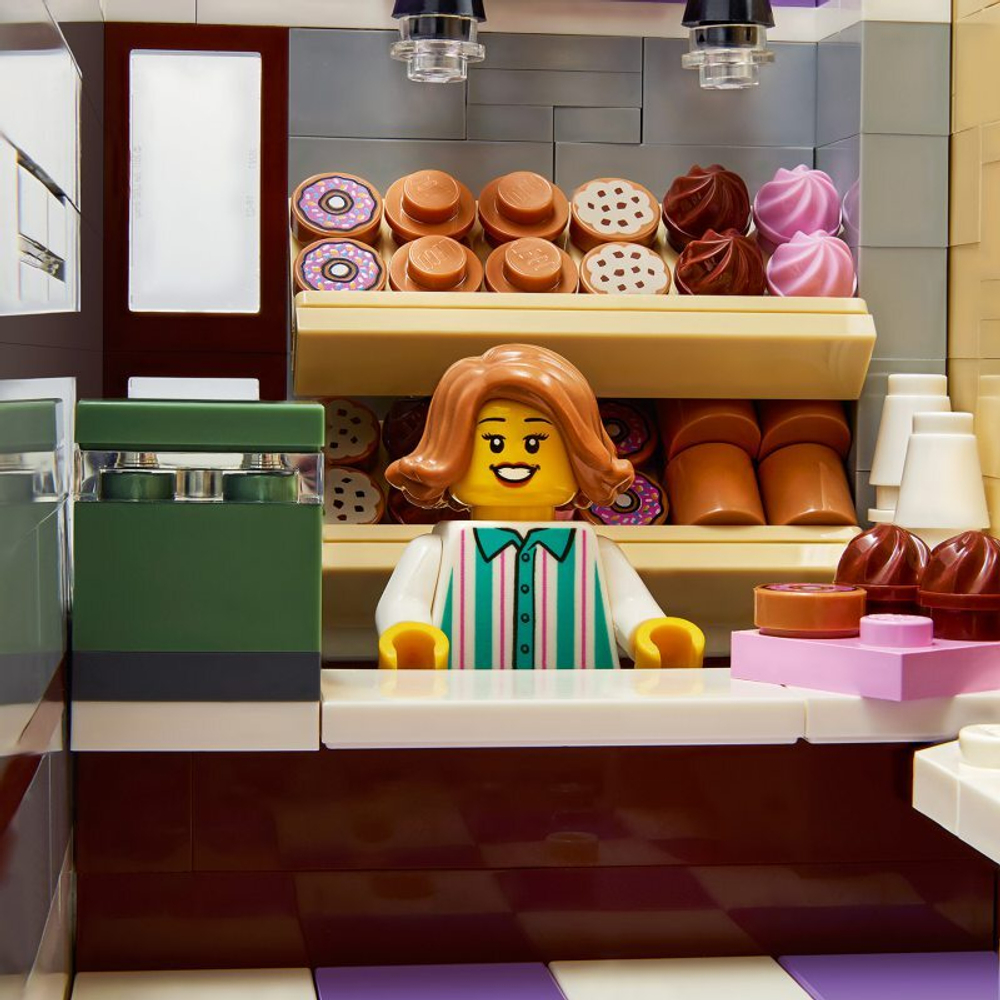 Конструктор LEGO Creator Expert Полицейский участок 10278