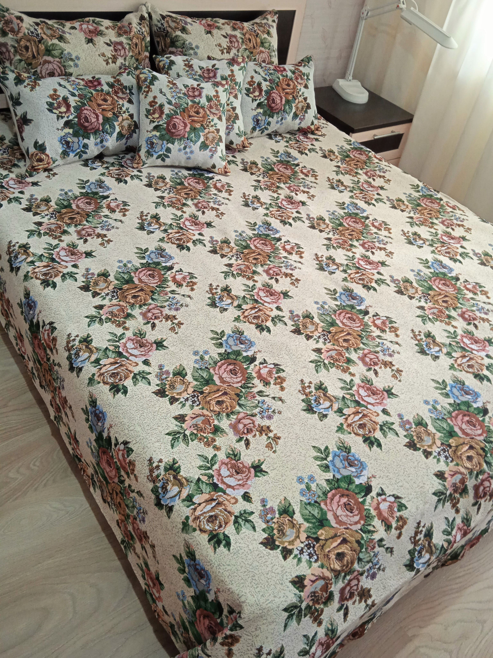 Покрывало гобеленовое Букет евро (240х200)