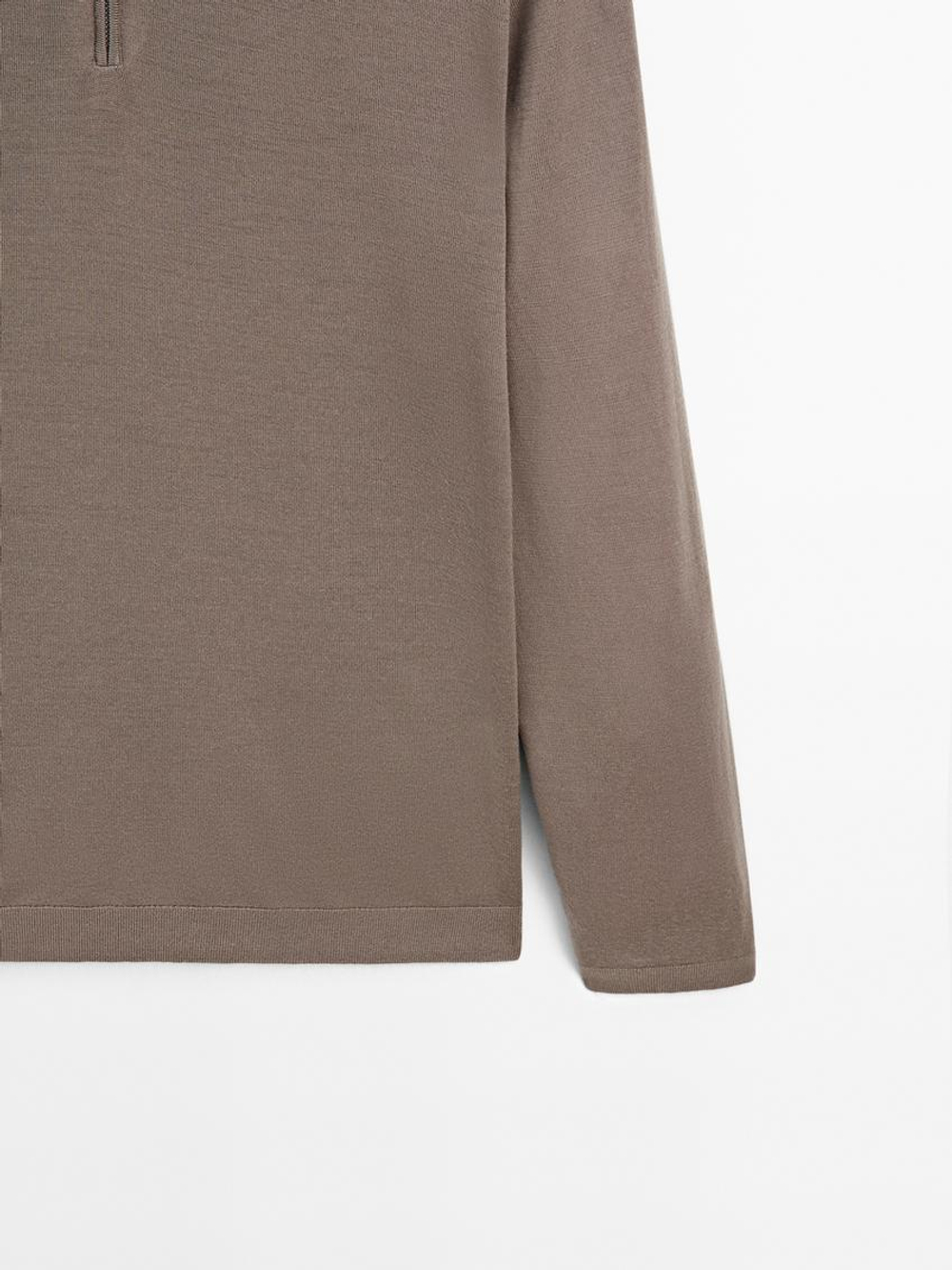 Massimo Dutti Свитер из 100% мериносовой шерсти с высоким воротником, экрю