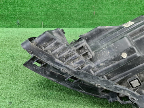 Битая Фара правая Kia Rio 4 (2020-н.в.) галоген