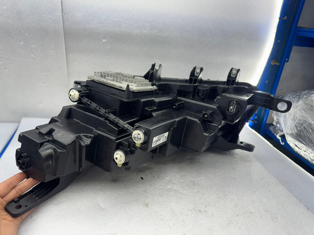 Левая LED фара Geely Emgrand S, оригинал,