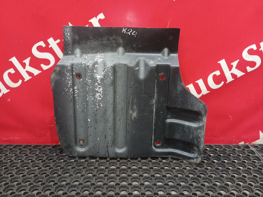 Накладка подножки левой 2020г.