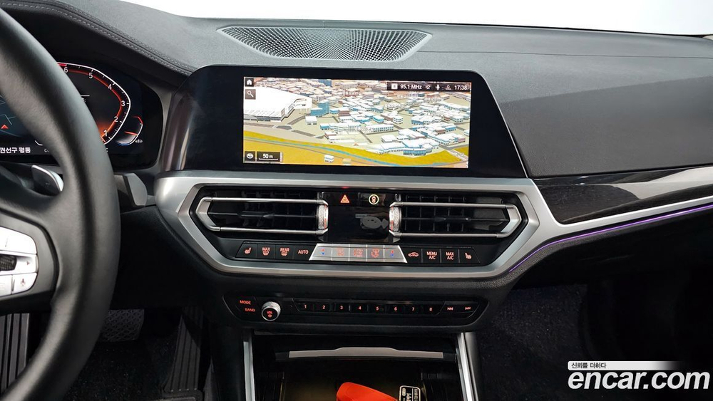 BMW 3 Series (G20) 320i Luxury (08.2021)