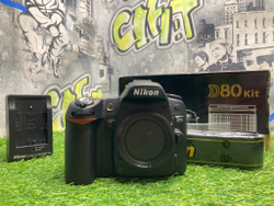 Nikon D80 10 кадров