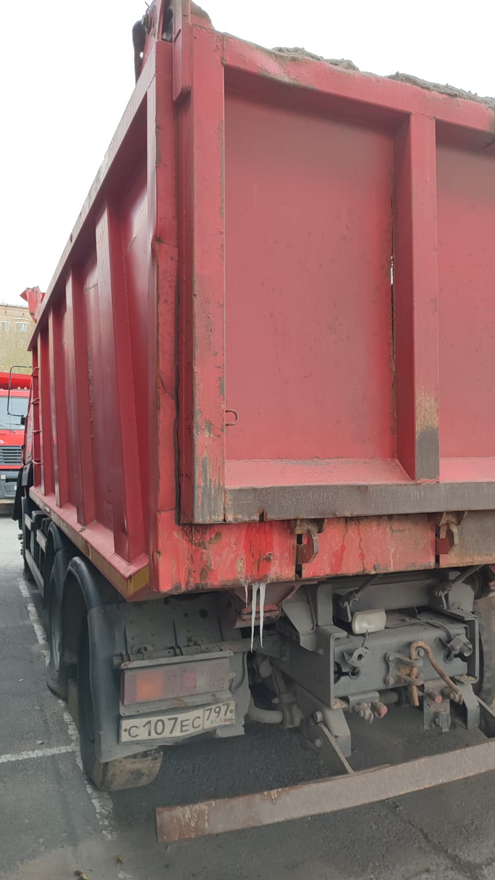 МАЗ 6501* 6x4 Самосвал 650128-8520-000 (Дизельный, 11,6 л, 423 л.с., МТ)