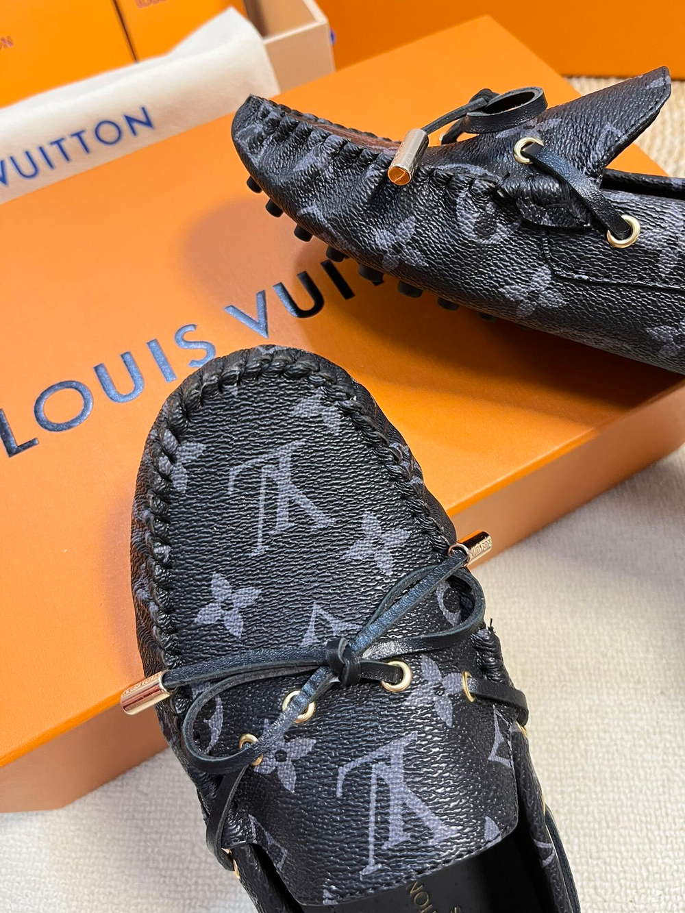 Louis Vuitton Mocassin